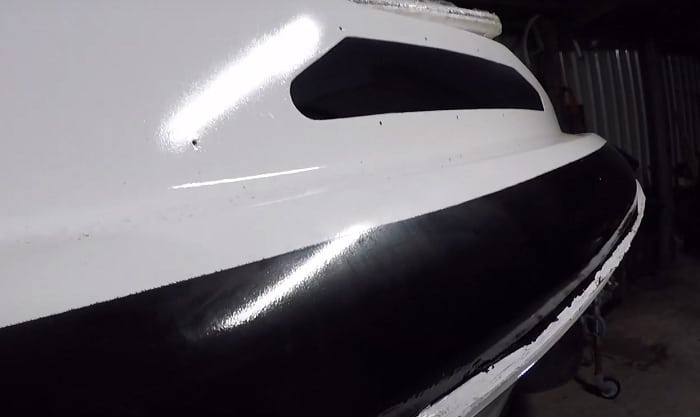 repainting-fiberglass-boat