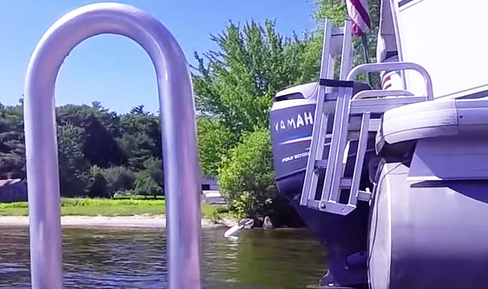 Pontoon shop boat ladders
