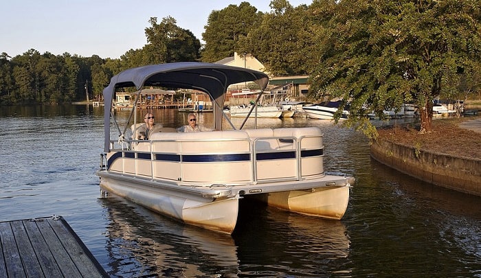 How Wide Is A Pontoon Boat? Pick Your Ideal Boat Size