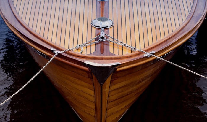 waterproofing-wood-boat
