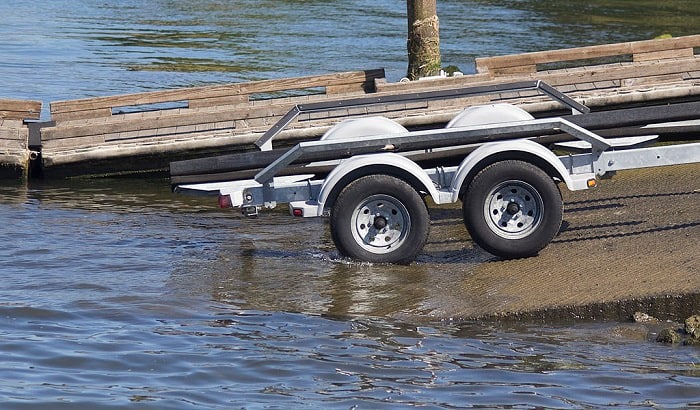 sailboat trailer weight