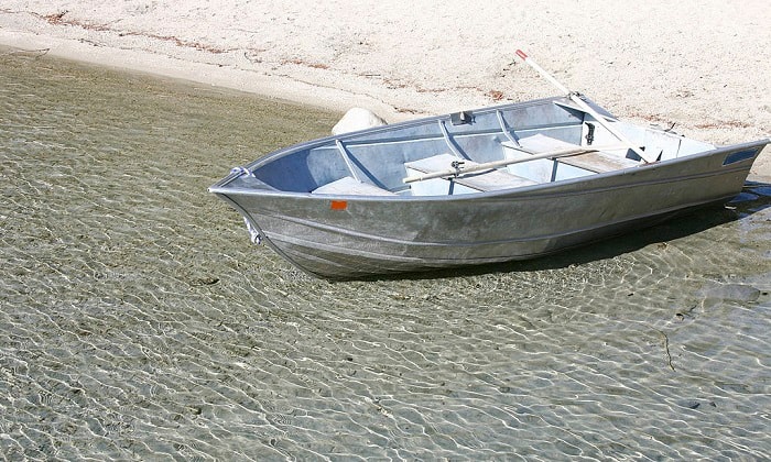 aluminum-boat-cleaner