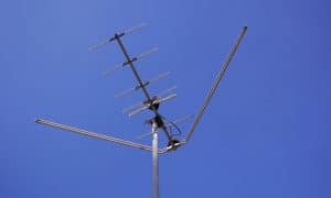 why is the height of a vhf radio antenna important