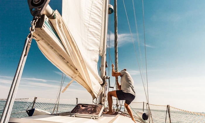 living-on-a-sailboat-full-time