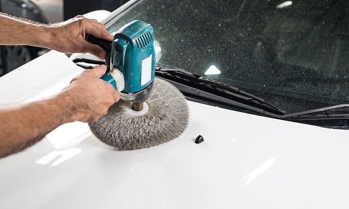Polishing a Boat – Here’s What To Do