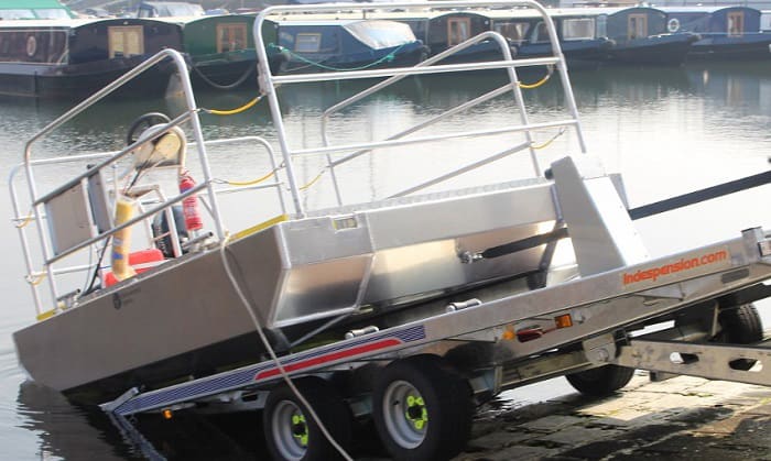 pontoon-boat-dimensions-on-trailer