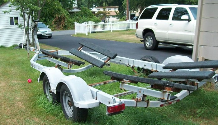standard-boat-trailer-width
