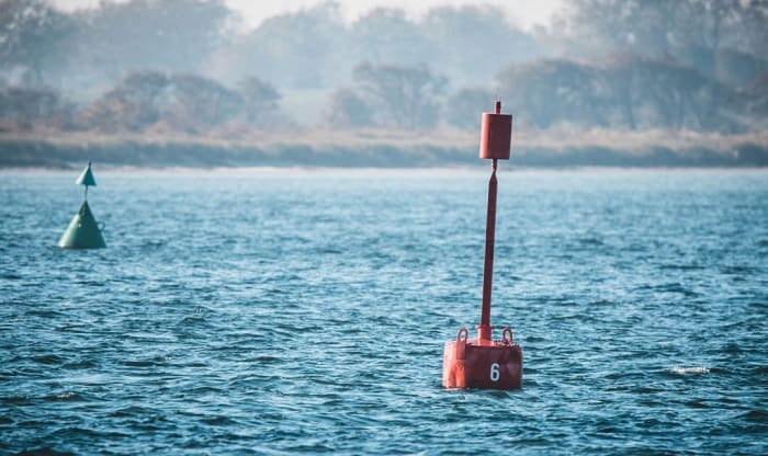 boating-buoys-and-markers-meanings
