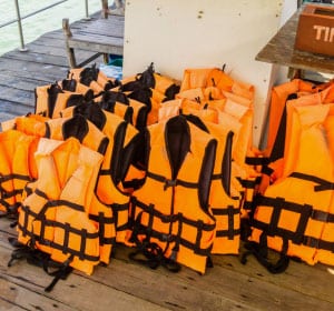 Boating-Safety-Tips-for-a-Smooth-Boat-Trip-from-Miami-to-the-Bahamas
