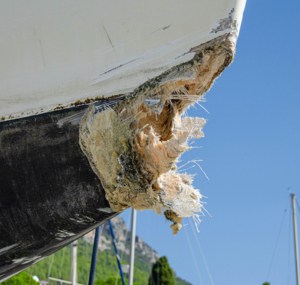 Long-Term-Repairs-for-fiberglass-boat