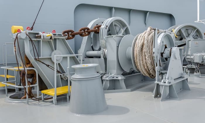 manual-anchor-windlass