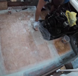 step-5to-fiberglass-a-boat-floor