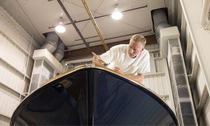 steps-Guide-to-Fiberglassing-a-Boat